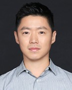 [데스크 시선] 실적은 웃는데 조직은 흔들린다