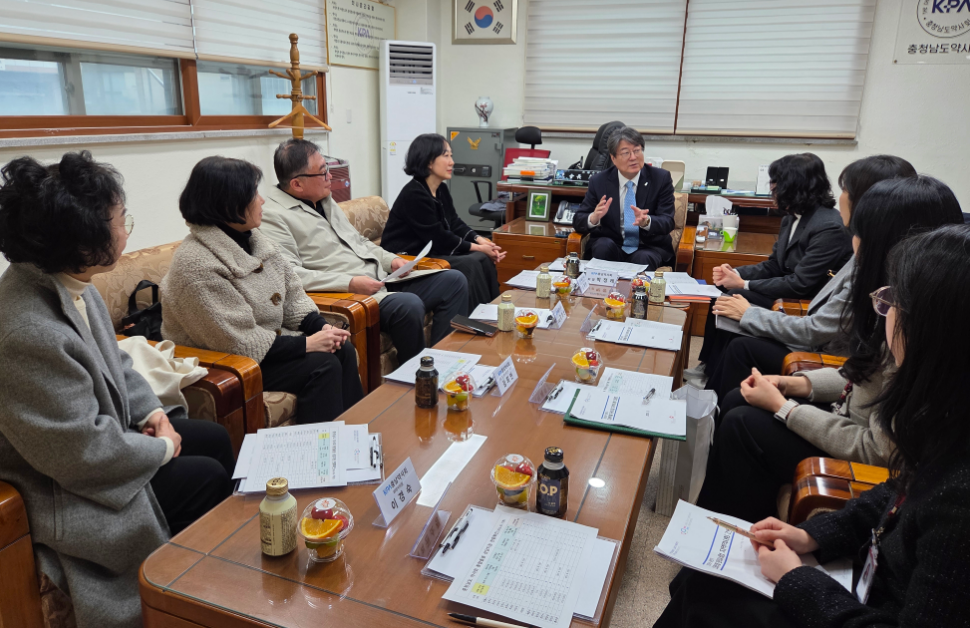 충남도약, 공단과 다제약물사업-불법개설약국 대응 협의