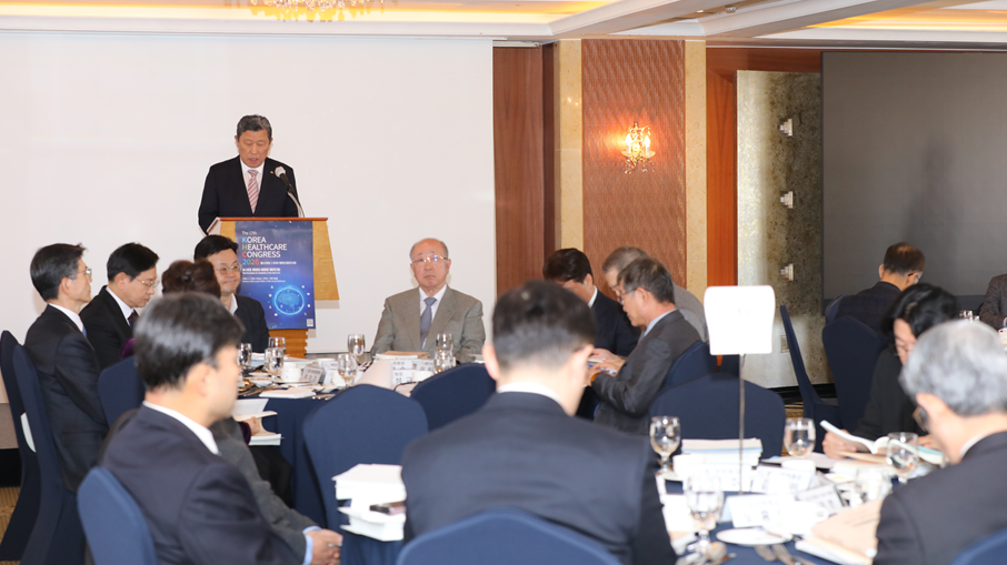 이성규 병원협회장 "의정갈등·경영환경 변화 극복 치하"