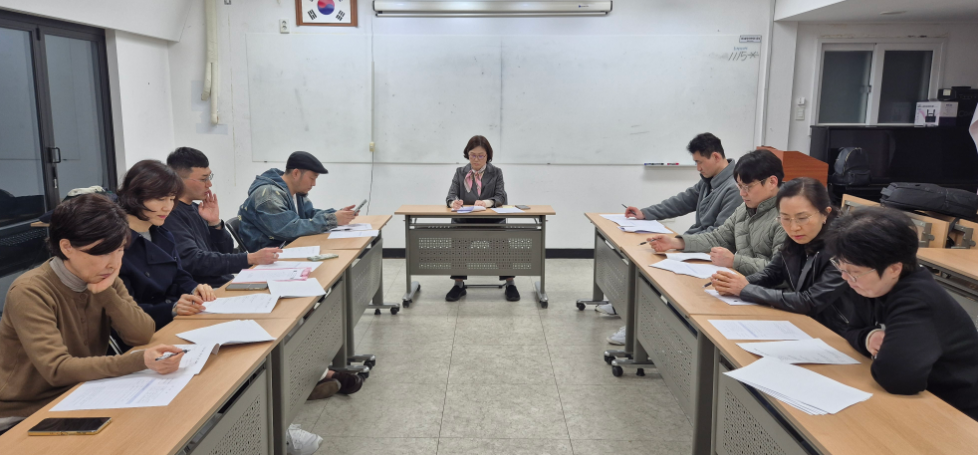 성동구약, 여름철 앞두고 간판 청소사업 진행