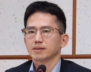 완강한 약무정책과장..."플랫폼 도매 허용 동의 힘들어"