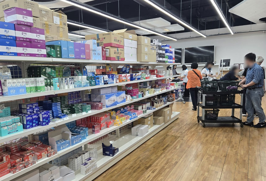 일반약 10년새 8천개↓·건기식 2만5천개↑...양극화 심화